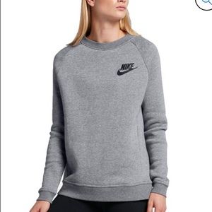 Nike Rally crew neck sweatshirt size S